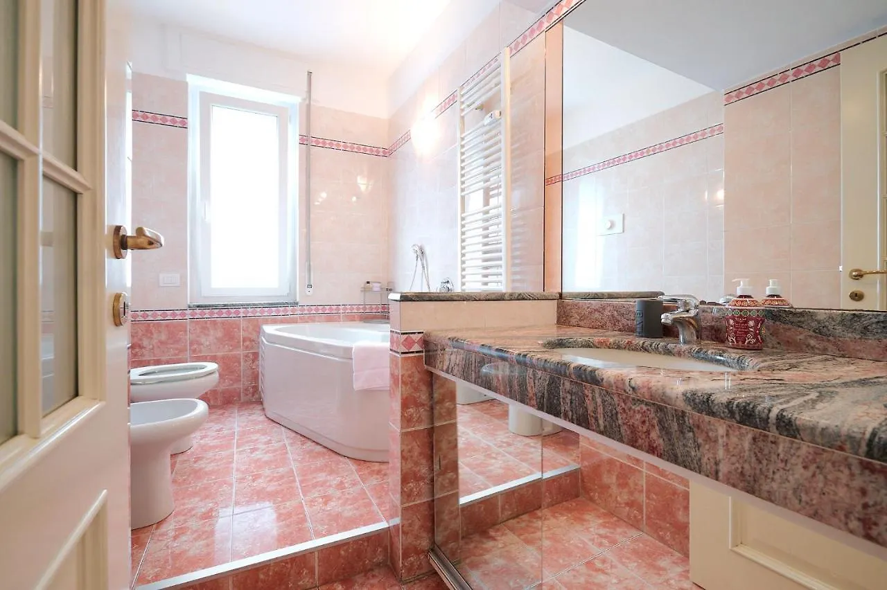 Mico Garden View Citylife Executive Apartment ミラノ イタリア